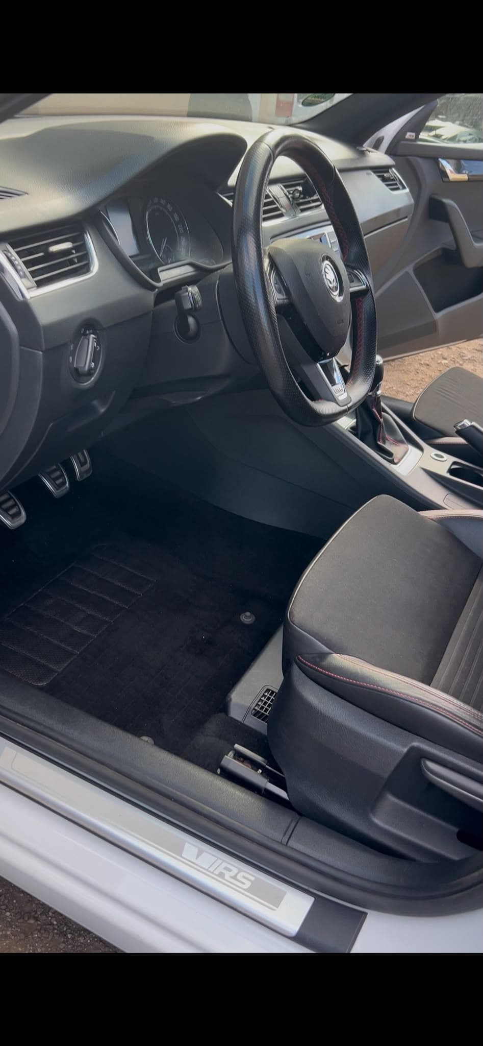 Auto detailing a hloubkové čištění interiéru České Budějovice